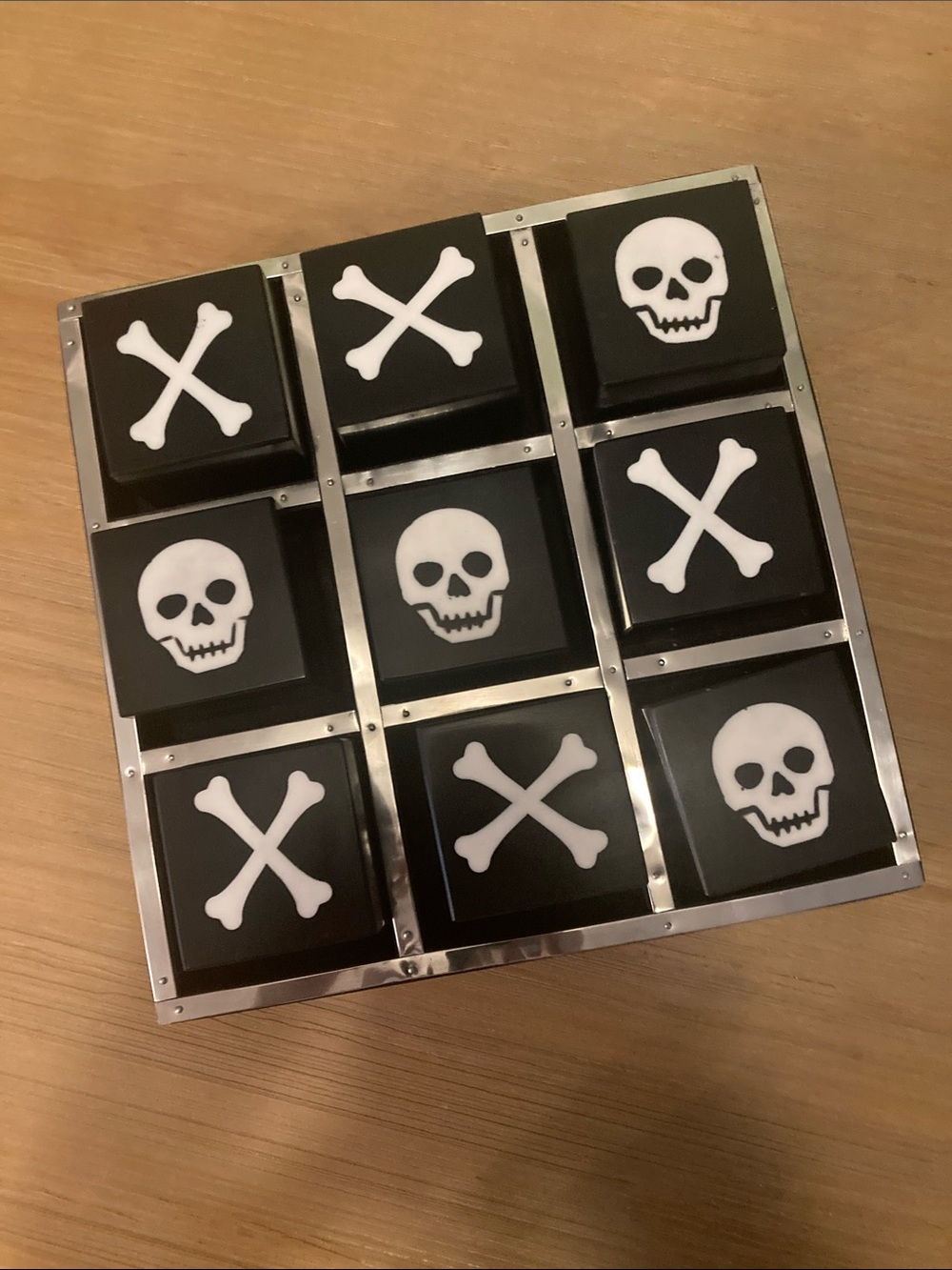 Skull & Crossbones Tic-Tac-Toe Game - Black, White and Chrome